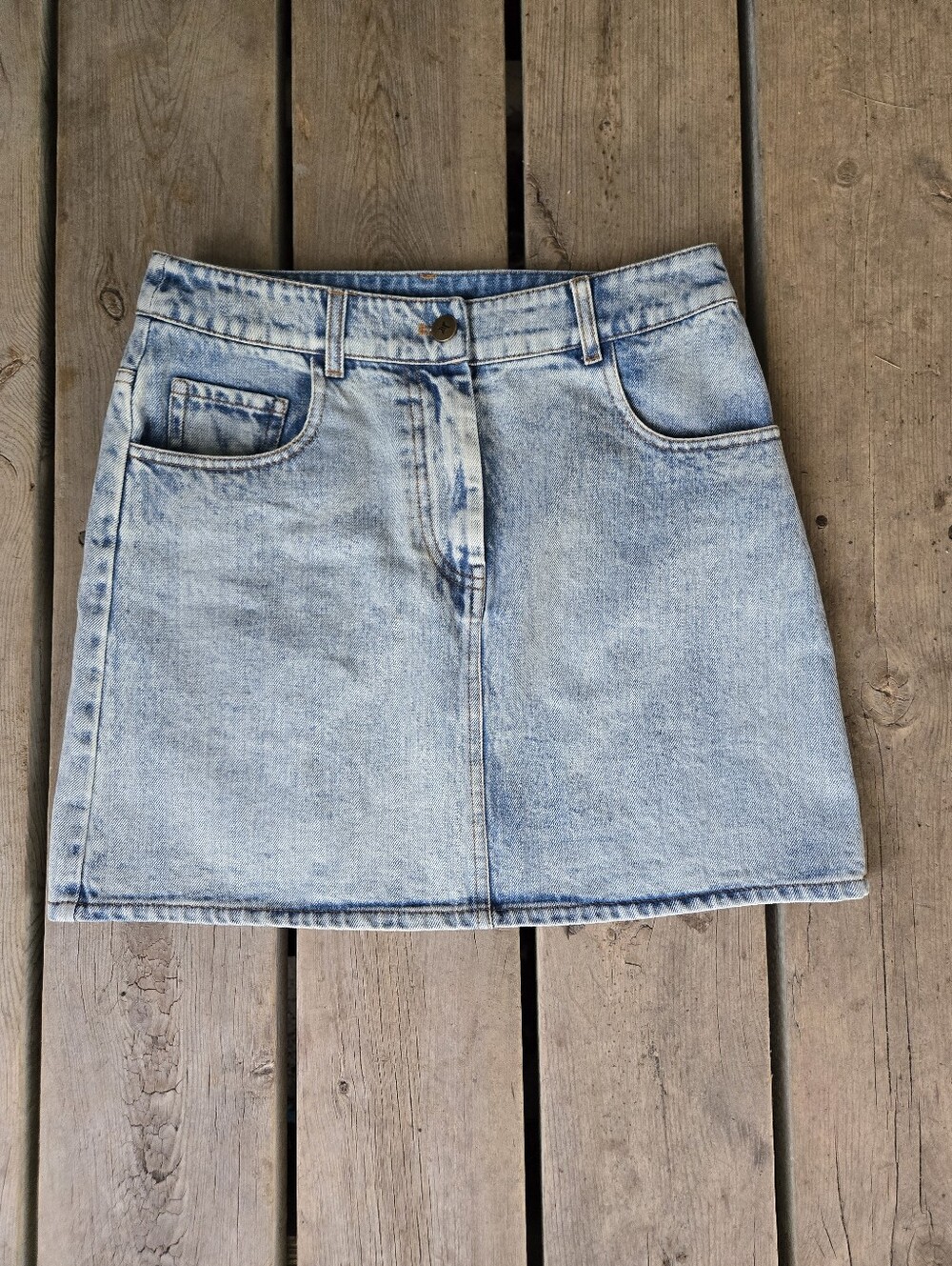 Tuckernuck stretchy denim blue acid wash jean skirt size XS in great condition